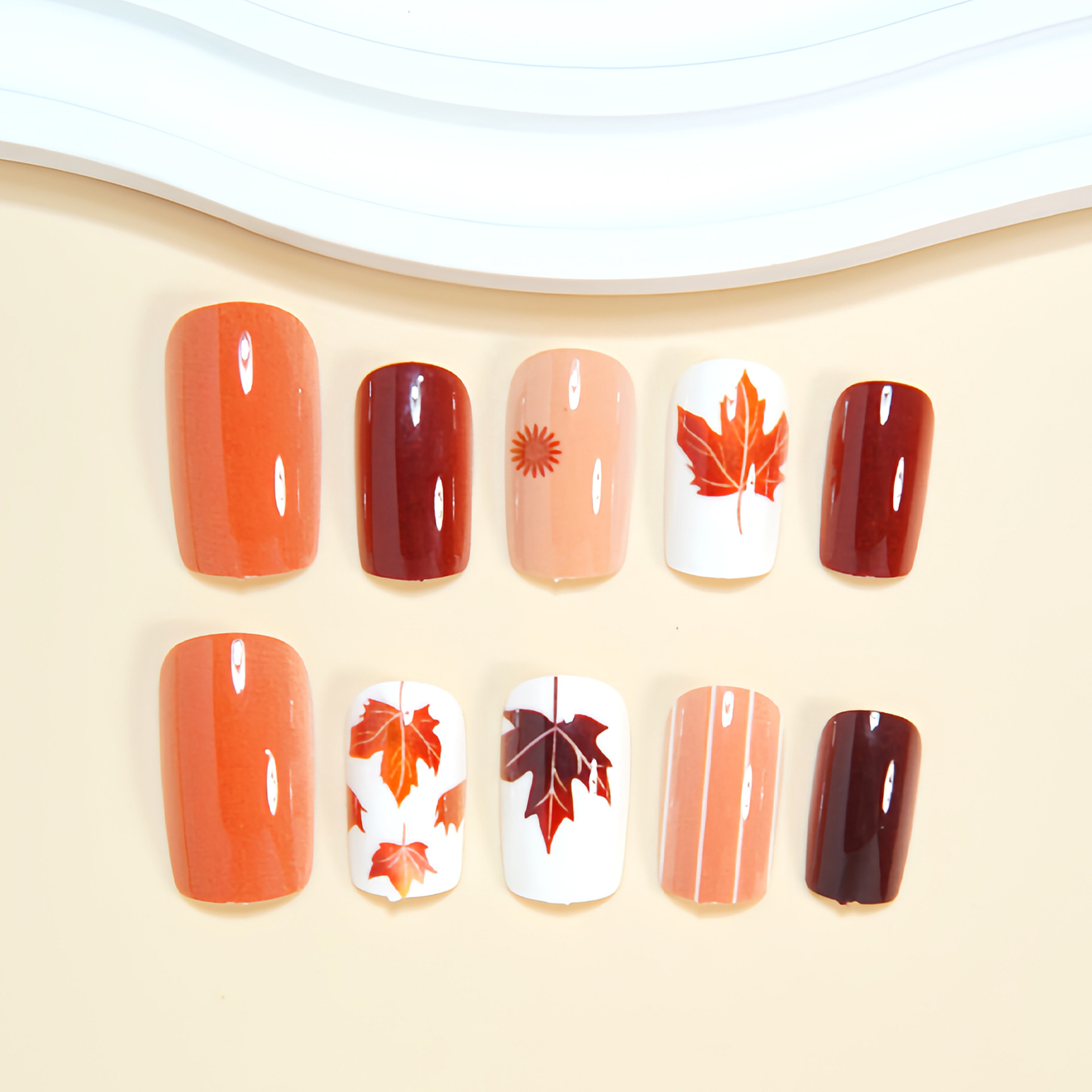 Medium fake nails for women Nu - đánh giá và giá Nail Art Press On